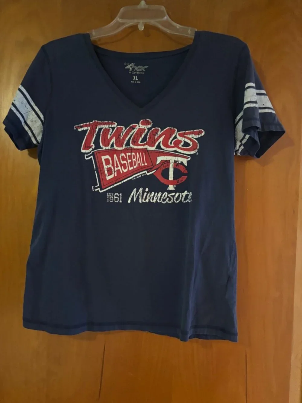 4Her Minnesota Twins Baseball Navy Casual Game T-shirt Size XL